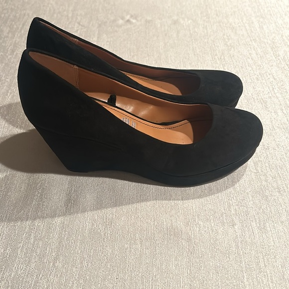 A.N.A Black Suede Round-Toe Wedge Heels - Picture 4 of 6